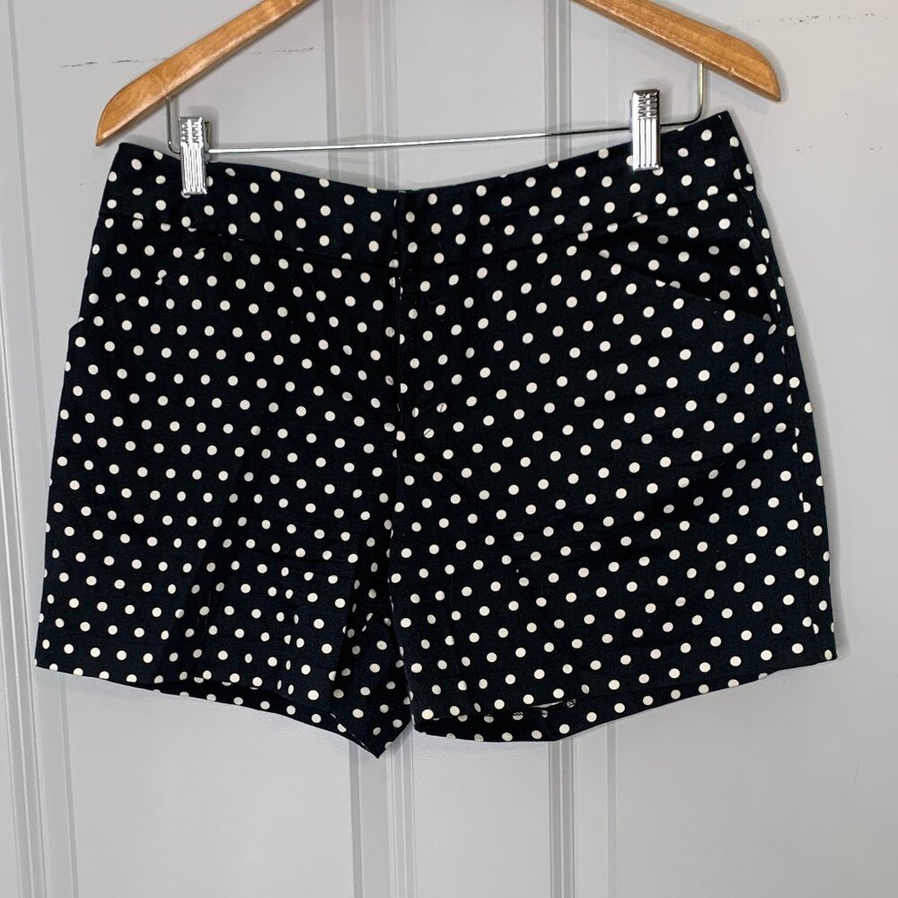 INC International Concepts Polka Dot Black/White Short in Size 8